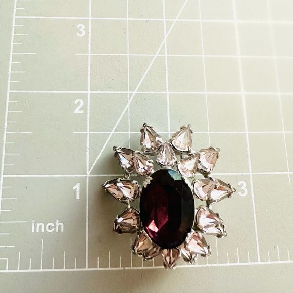 Vintage SCHREINER Rhinestone Brooch - Picture 8 of 15